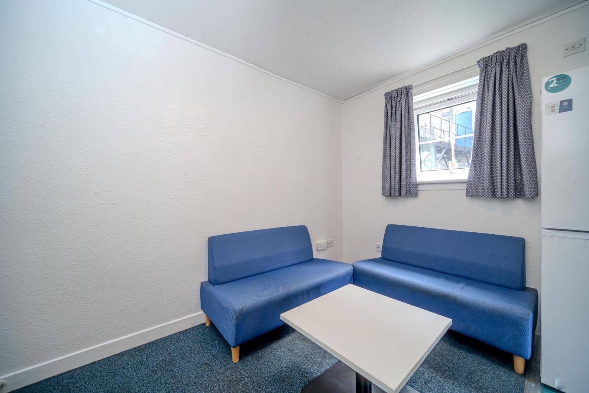 Joivy Budget 4,5 And 6 Bed Private Flats, In Historic Old Town (Adults Only) Edimburgo Exterior foto