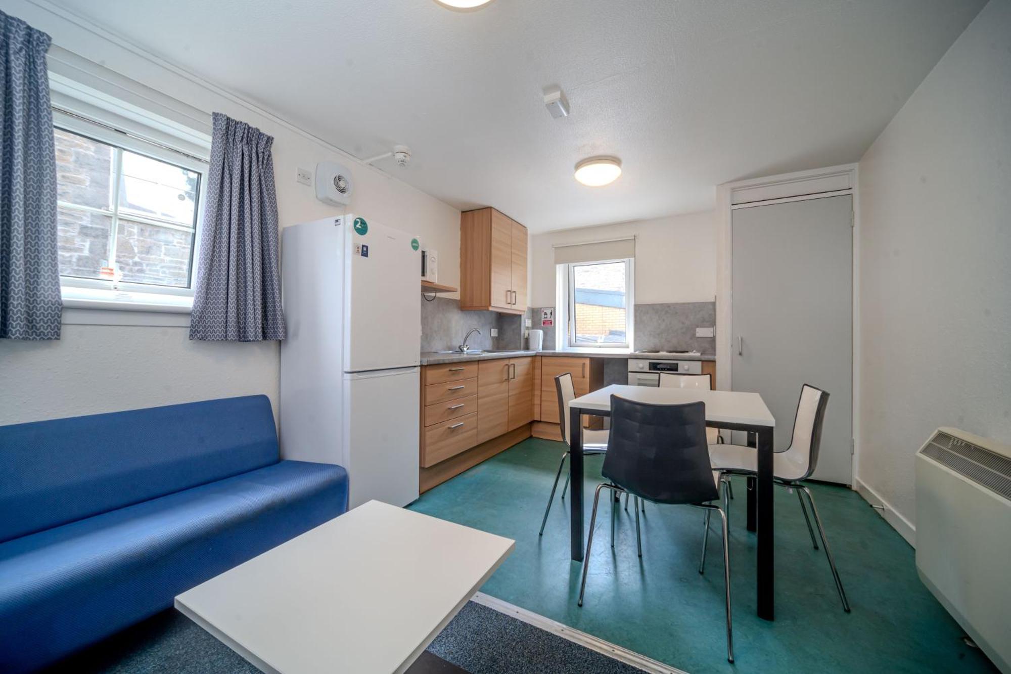 Joivy Budget 4,5 And 6 Bed Private Flats, In Historic Old Town (Adults Only) Edimburgo Exterior foto